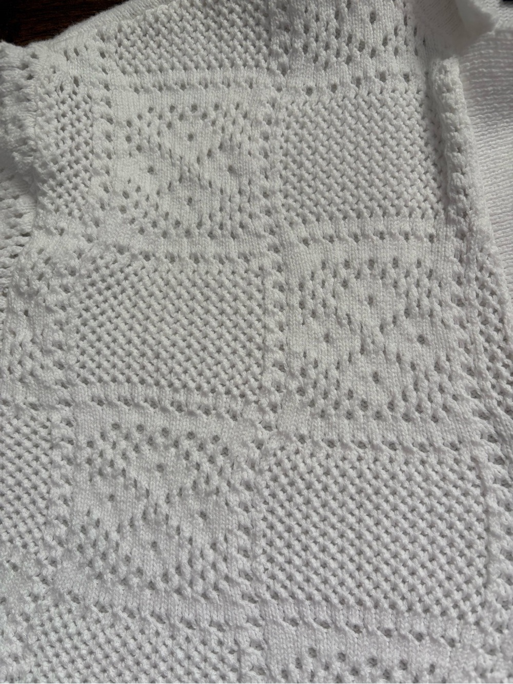 EUC Lane Bryant White Openwork Collar V-Neck Short Sleeve Sweater - Picture 3 of 10
